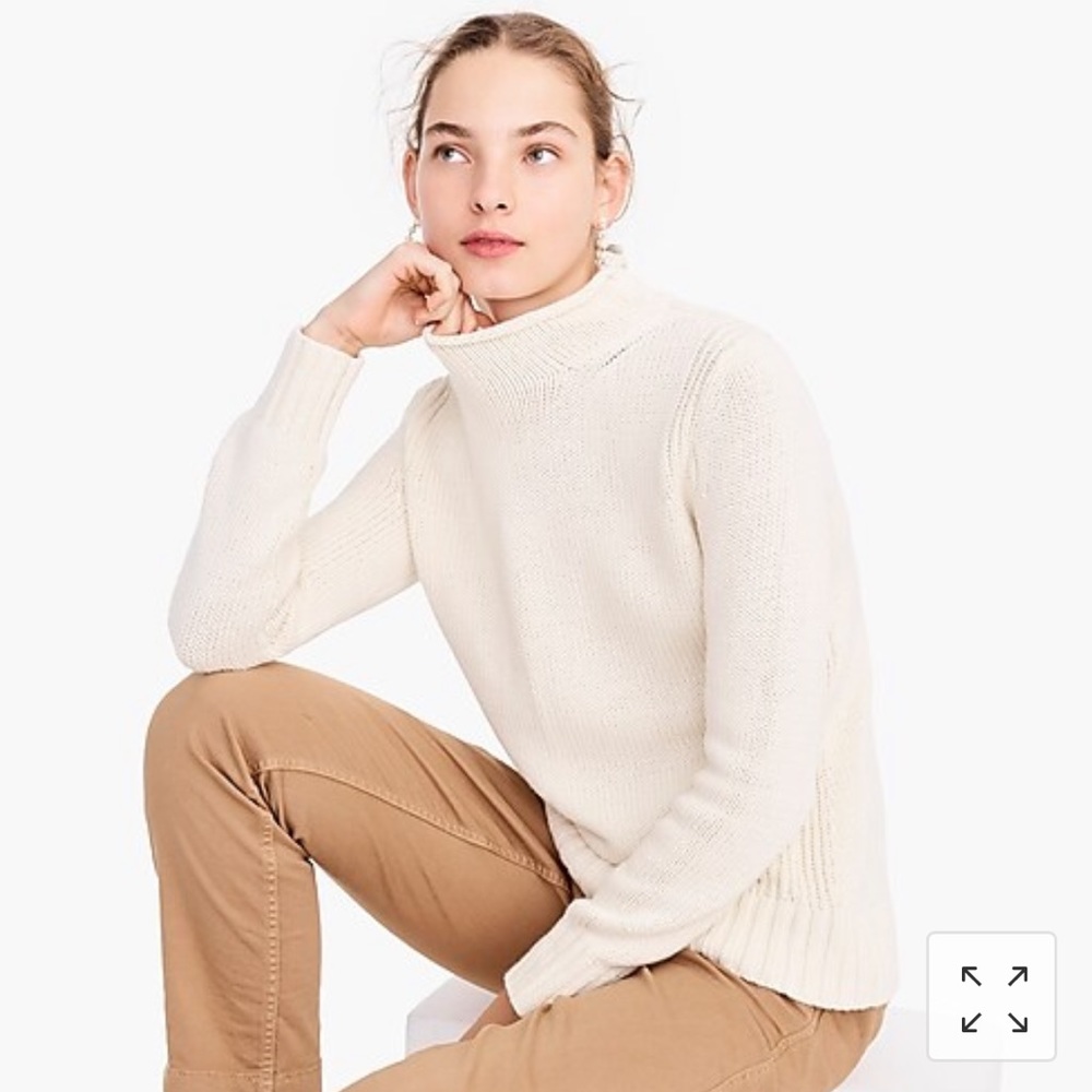 J crew always rollneck sweater xs in tan/cream